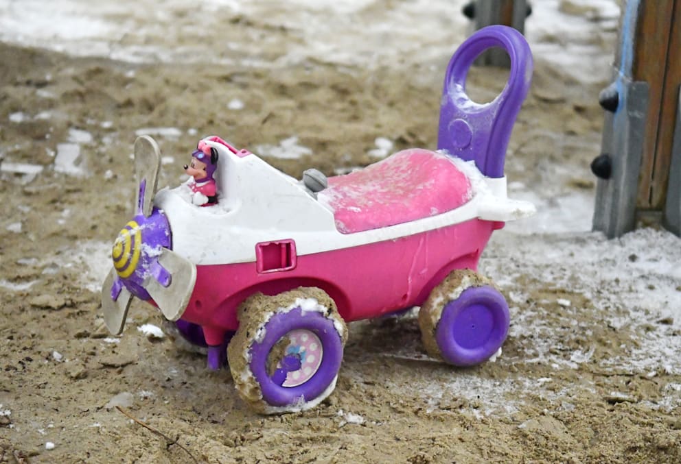 Spielzeuge wie dieses Mini-Mouse-Rutschauto sammelt der Bezirk künftig ein und entsorgt sie