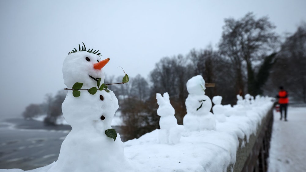 Die kleinen eisigen Kunstwerke sind liebevoll gestaltet.