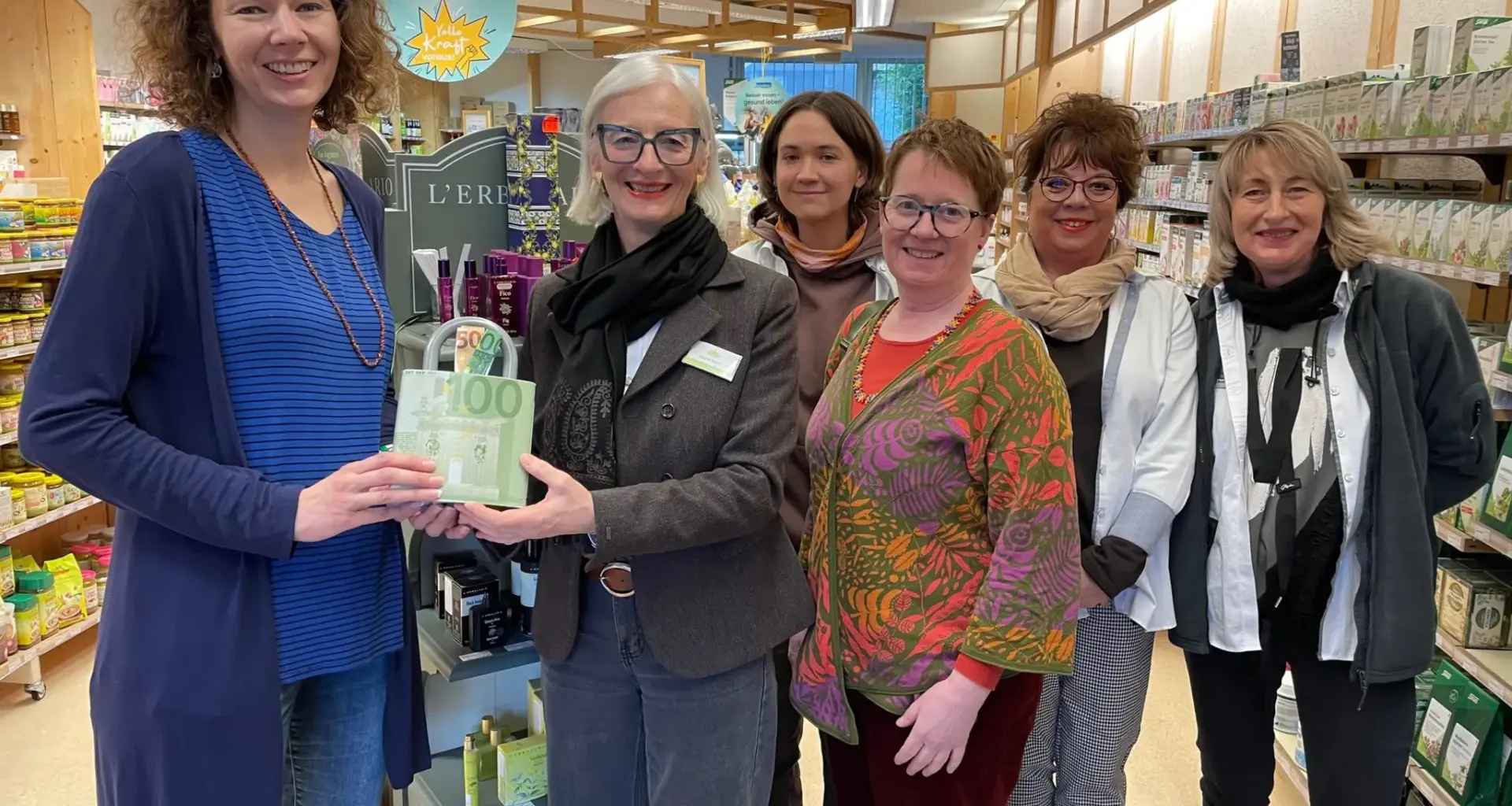 6800 Euro für Gewaltprävention: Reformhaus Sattran unterstützt Verein Aura e.V.