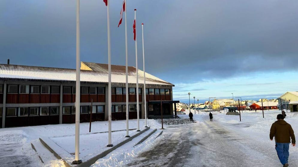 Grönländisches Parlament in Nuuk. Foto: Julia Wäschenbach/dpa