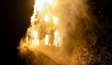 Inferno in Amsterdam zu Silvester! Kirche brennt lichterloh | News