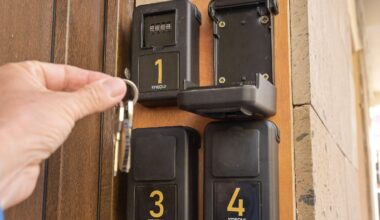 Geliebt, verboten, beschmiert: Schlüsselboxen polarisieren Europas Touristenstädte