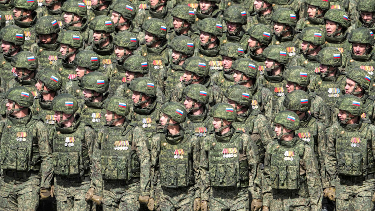 Ukraine-Krieg: ++ Soldaten mit Knochenbrüchen an die Front? Bericht enthüllt 6000 Beschwerden über Russisches Militär ++ Liveticker