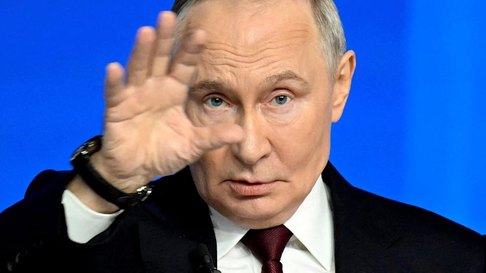 Russlands Präsident Wladimir Putin (73) versucht, mit der Schattenflotte die Sanktionen zu umgehen