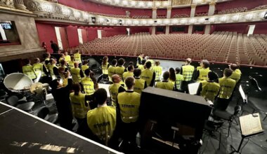 Theaterstreik trifft auch München und Nürnberg – Bayerischer Filmpreis in Gefahr - München