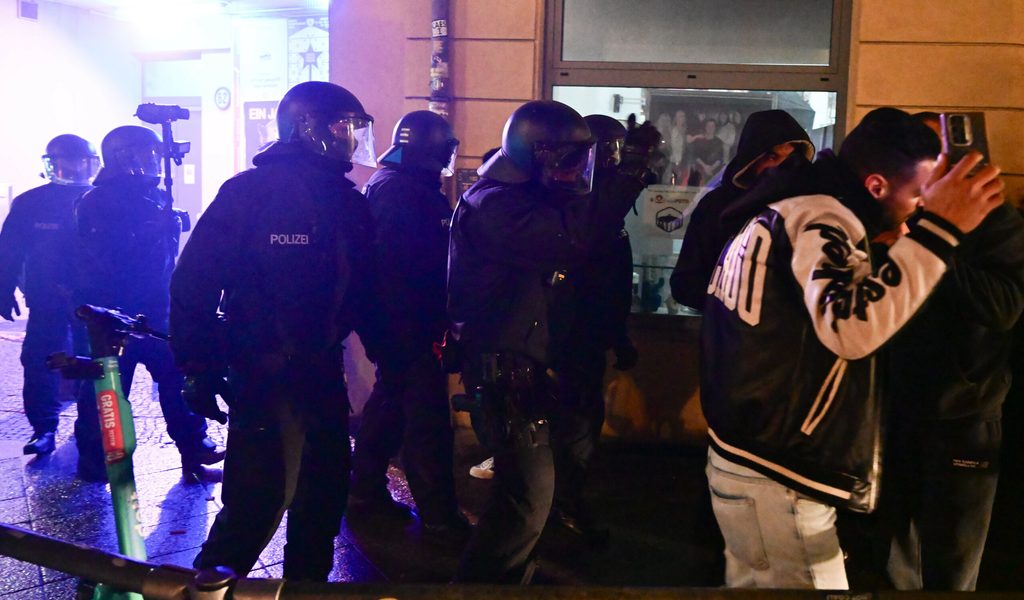Mehr als 300 Festnahmen zu Silvester in Berlin