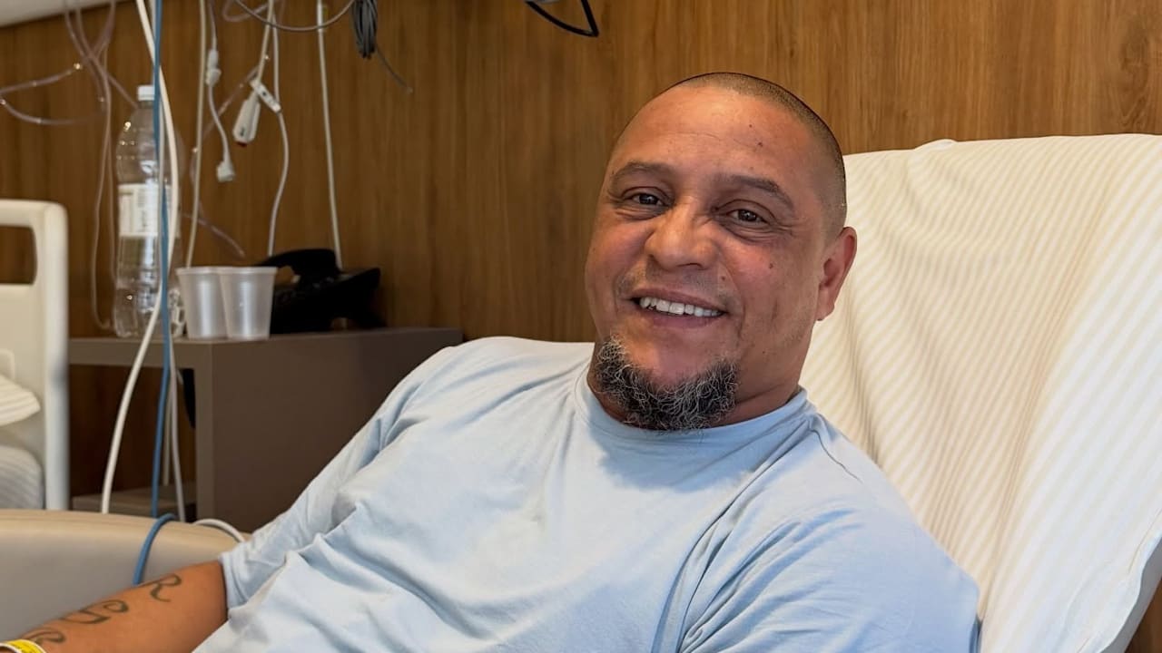 Roberto Carlos meldet sich nach Not-OP aus der Klinik | Sport
