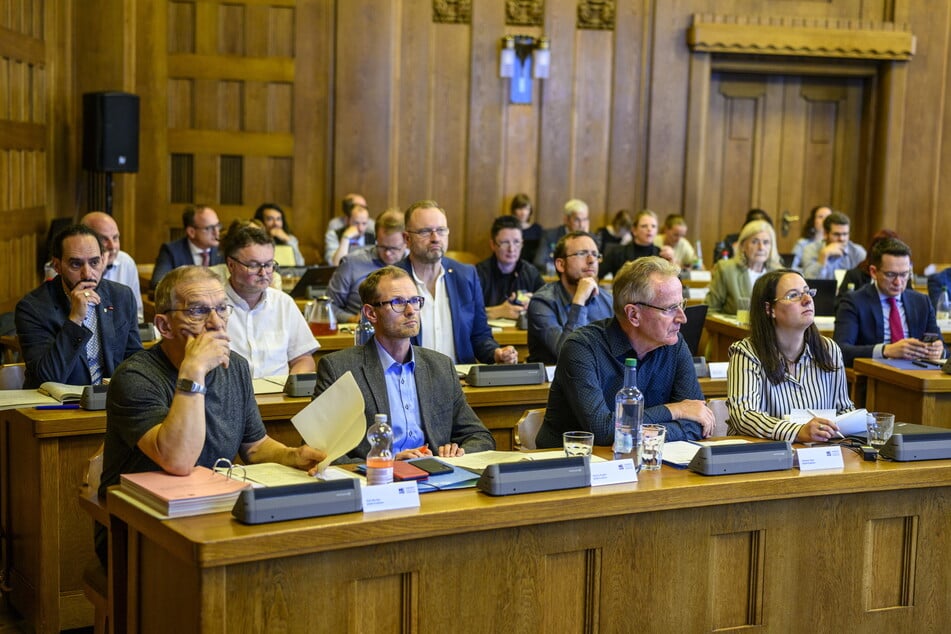 "Oberflächlichkeit, Absicht oder menschliches Versagen?" Das BSW im Stadtrat fordert vom Rathaus Antworten.