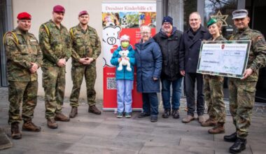 Offizierschule spendet Geld für defekte Heizung bei Dresdner Kinderhilfe