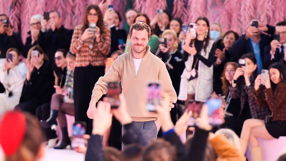 Standing Ovation für Chanels Kreativdirektor Matthieu Blazy (41) und sein Haute-Couture-Debüt