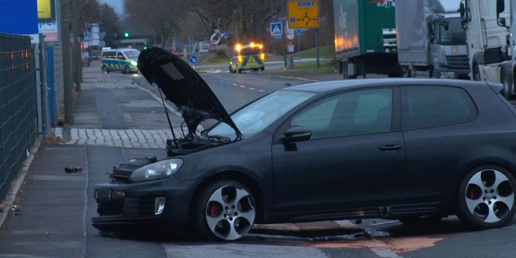Polizei sucht Flüchtigen mit Hubschrauber