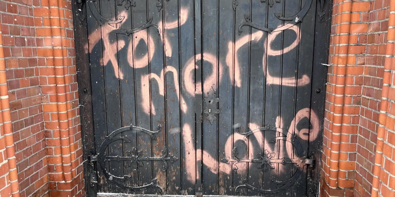 „For more Love“ bleibt stehen