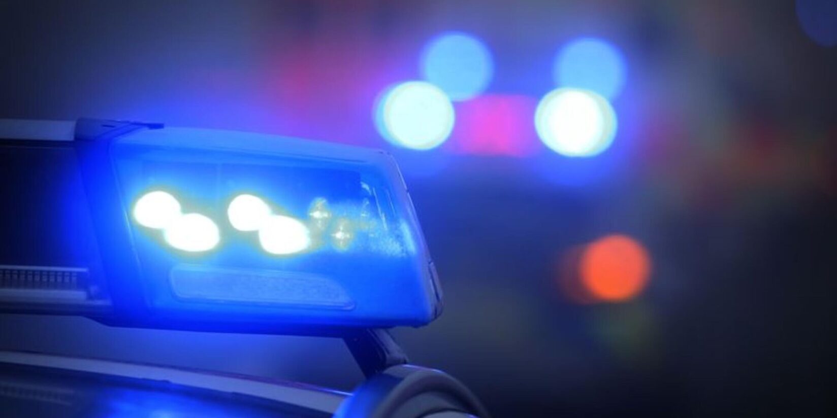 Minderjährige stehlen Auto aus Werkstatt