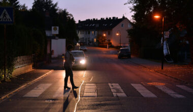 22-Jährige bei Unfall an Zebrastreifen schwer verletzt