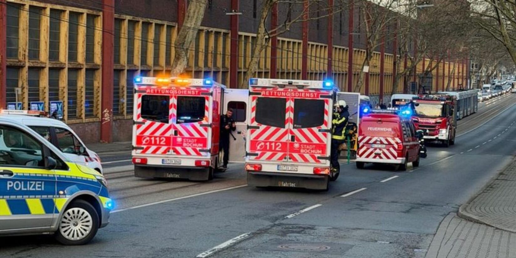 Acht Verletzte bei zwei Busunfällen