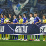 Der FC Schalke 04 startet in die #STEHTAUF-Aktionstage.