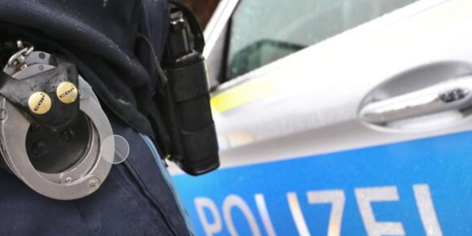 Täter bedrohen 74-Jährigen mit einem Messer
