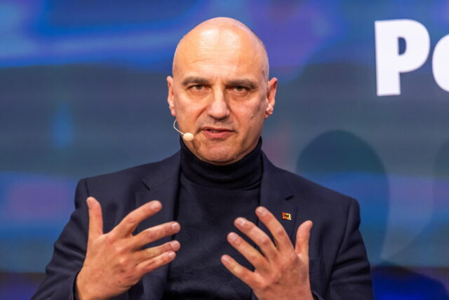 Alexander Kalouti im Gespräch.