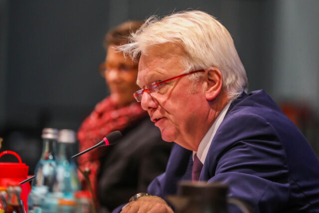 Dortmunds Alt-Oberbürgermeister Ullrich Sierau stand Alexander Kalouti während des Wahlkampfs mit Rat und Tat zur Seite. Das erzählte Alexander Kalouti beim Ruhr-Nachrichten-Talk „Port+Puls“.