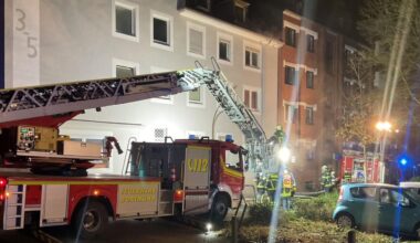 Feuerwehr Dortmund rettet zehn Menschen aus Wohnhaus