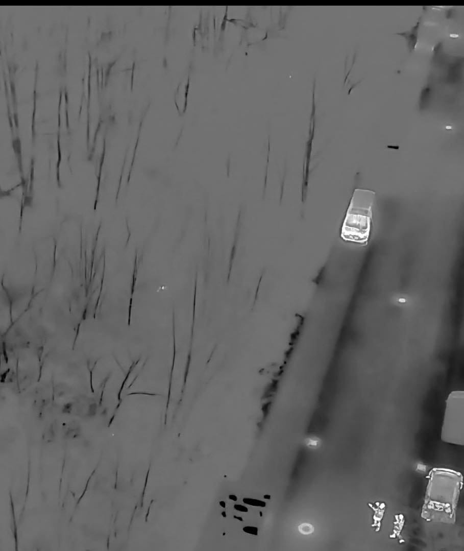 Mit Wärmebildkameras und Drohnen waren die Tierschützer auf der Suche nach dem Fuchs