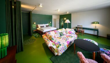 Architekturjuwel Villa Beer erwacht als begehbares Gesamtkunstwerk