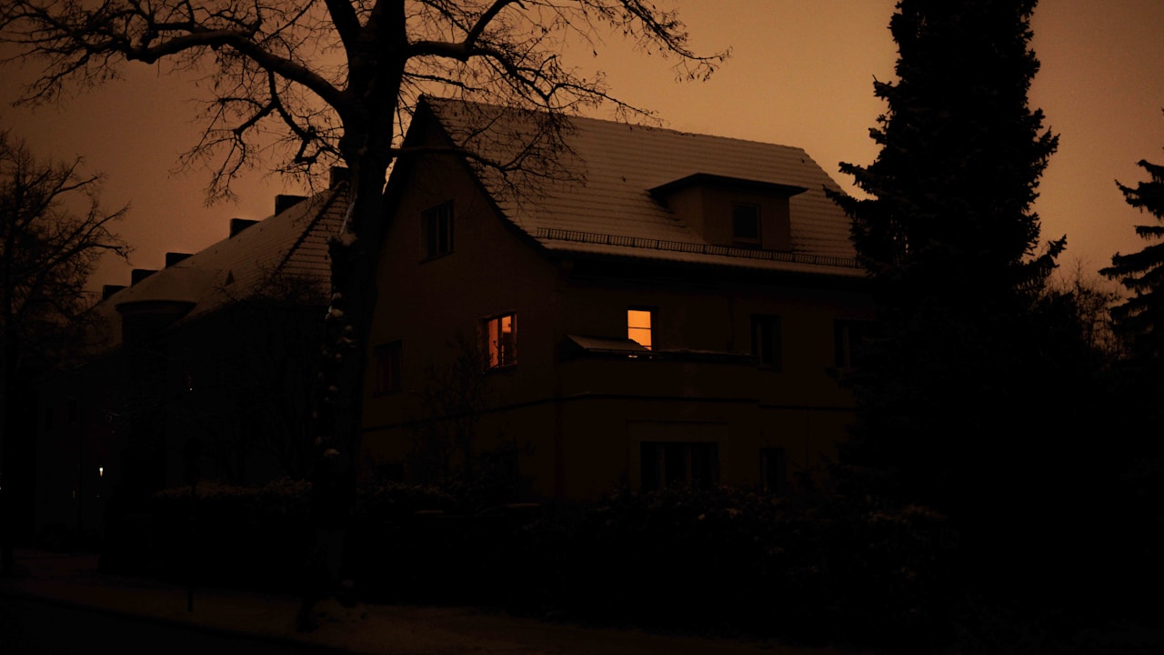 Blackout in Berlin: So gefährlich ist ein Stromausfall für Wärmepumpen | Leben & Wissen