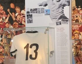 Führung durch das Club-Museum - mit Günther Koch