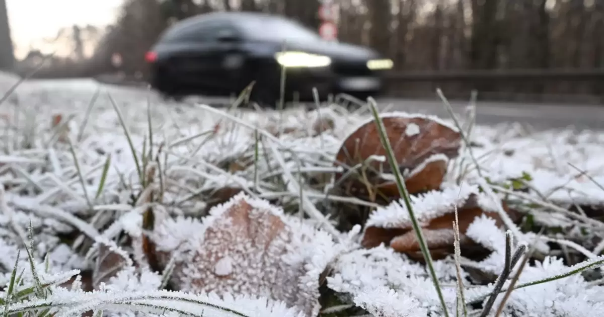 Glatte Fahrbahn, falsche Reifen: zwei Crashs in der Südpfalz - Wörth/Hagenbach