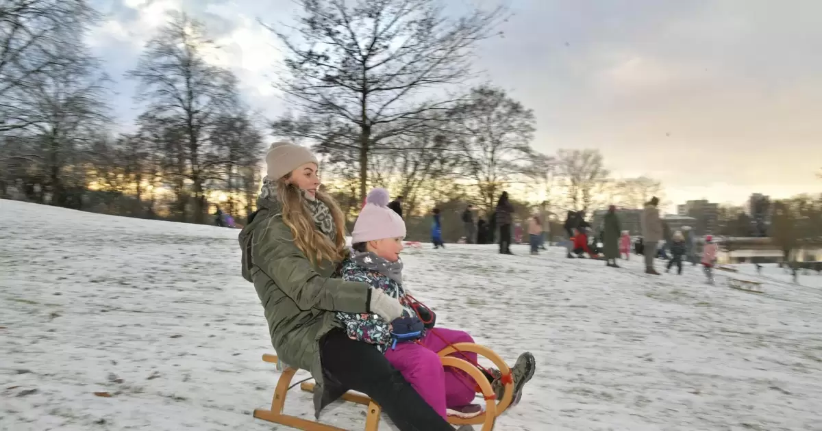 Erster Schnee in Frankenthal: Chaos auf der Autobahn, wenig Probleme in der Stadt - Frankenthal