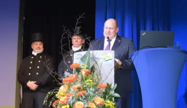 Neujahrsempfang: Von Traditionen, Tänzen und einer Trauung (mit Bildergalerie) - Mutterstadt