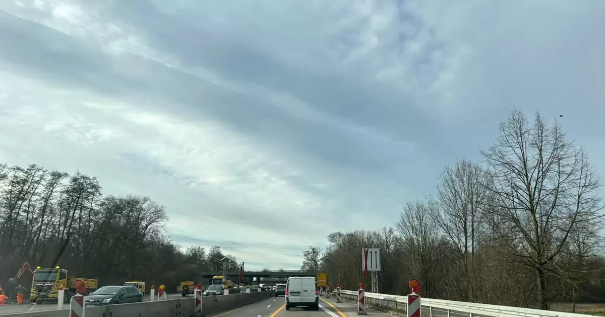 Rheinbrücken-Baustellen: Verkehrsführung wird noch einmal geändert - Maximiliansau/Karlsruhe