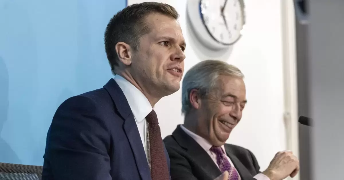 Exodus bei Torys: Immer mehr laufen nach rechts über - Großbritannien