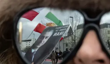 Mahnwache am Paradeplatz: Solidarität mit den freiheitsliebenden Menschen im Iran - Mannheim