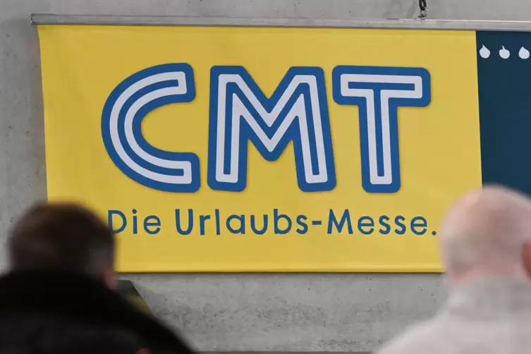 Beginn der Messe Caravan, Motor und Touristik (CMT)