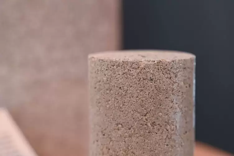 Universität Stuttgart sammelt Urin für Beton