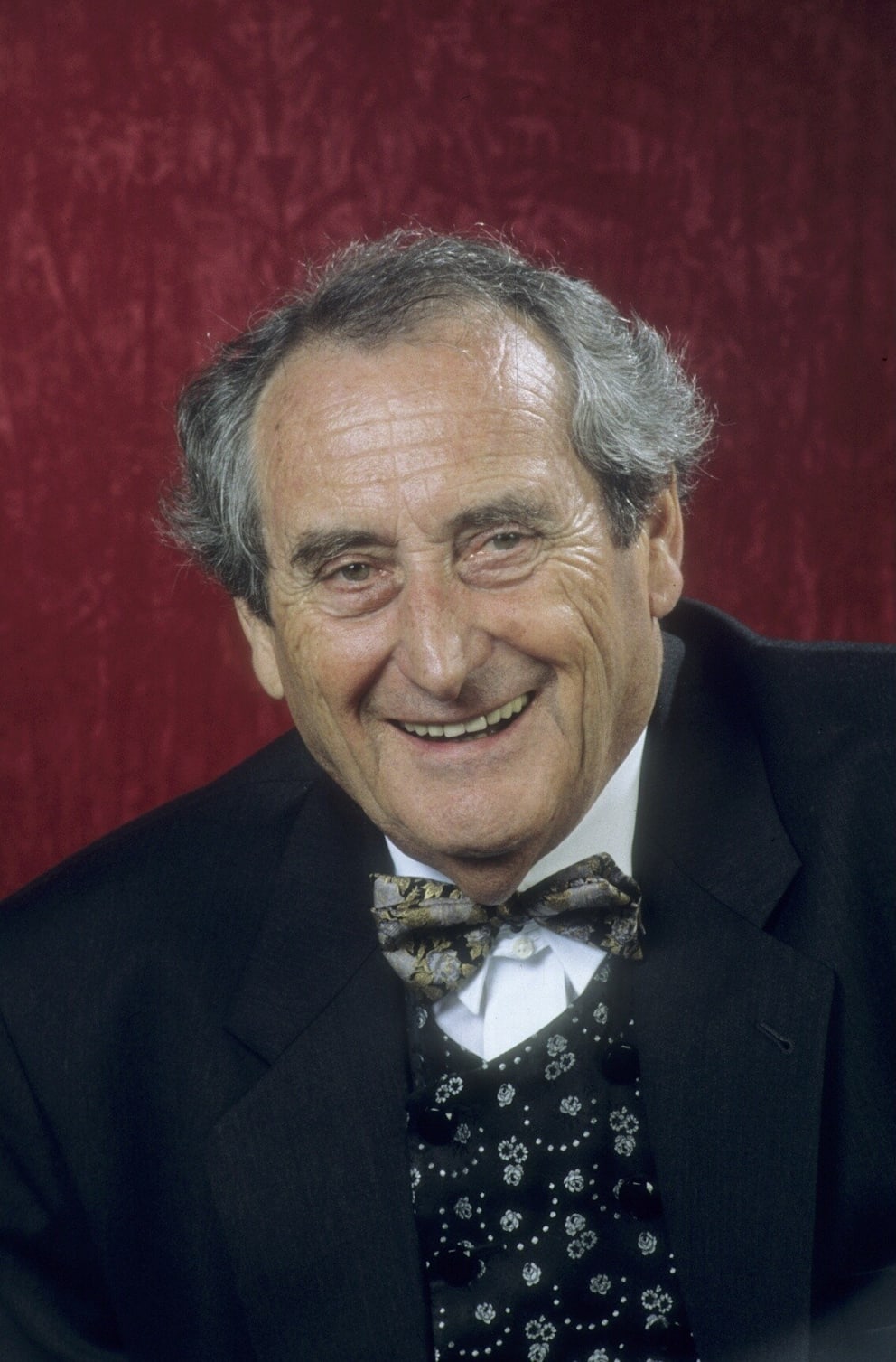 Alslegendärer Straßenkehrer „Karle“ wurde er über 20 Jahre lang mit seinem schwäbischem Dialekt zur Kultfigur