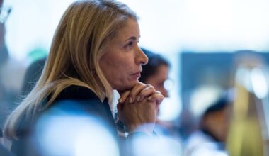 Kritiker listen der Bahn Argumente auf