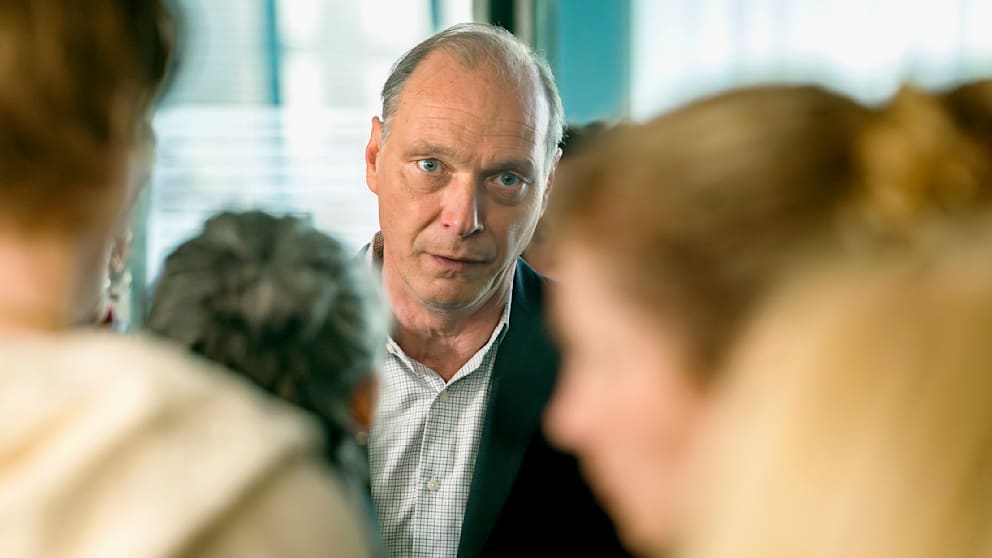„Tatort“-Kommissar Martin Brambach hat auch ein Buch geschrieben