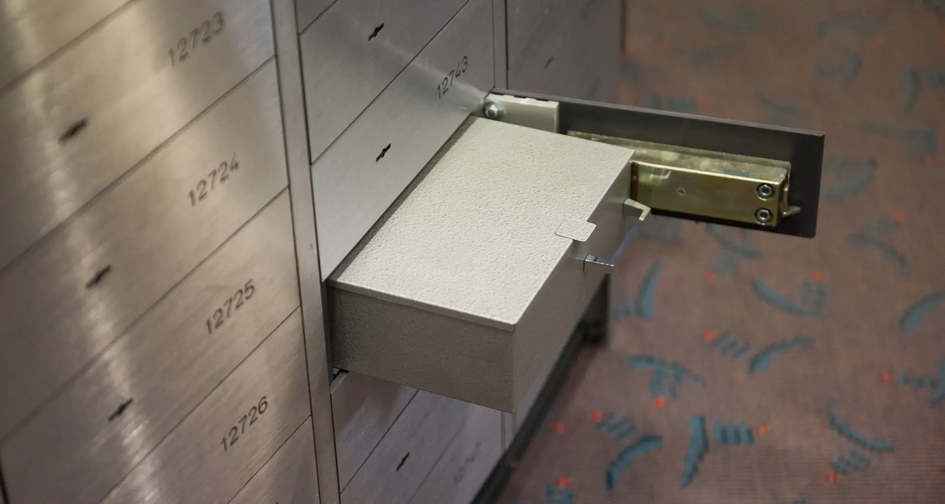 Vorbild Gelsenkirchen? Diebe brechen Schließfächer in Sparkasse Wilhelmshaven auf