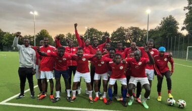 Fußball spielen, um kurz die Angst vor der Abschiebung zu verdrängen - Sport