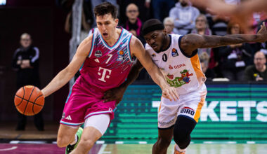 Basketball: Heimpleite gegen Rostock - Geburtstagsklatsche für Bonn Trainer | Sportmix