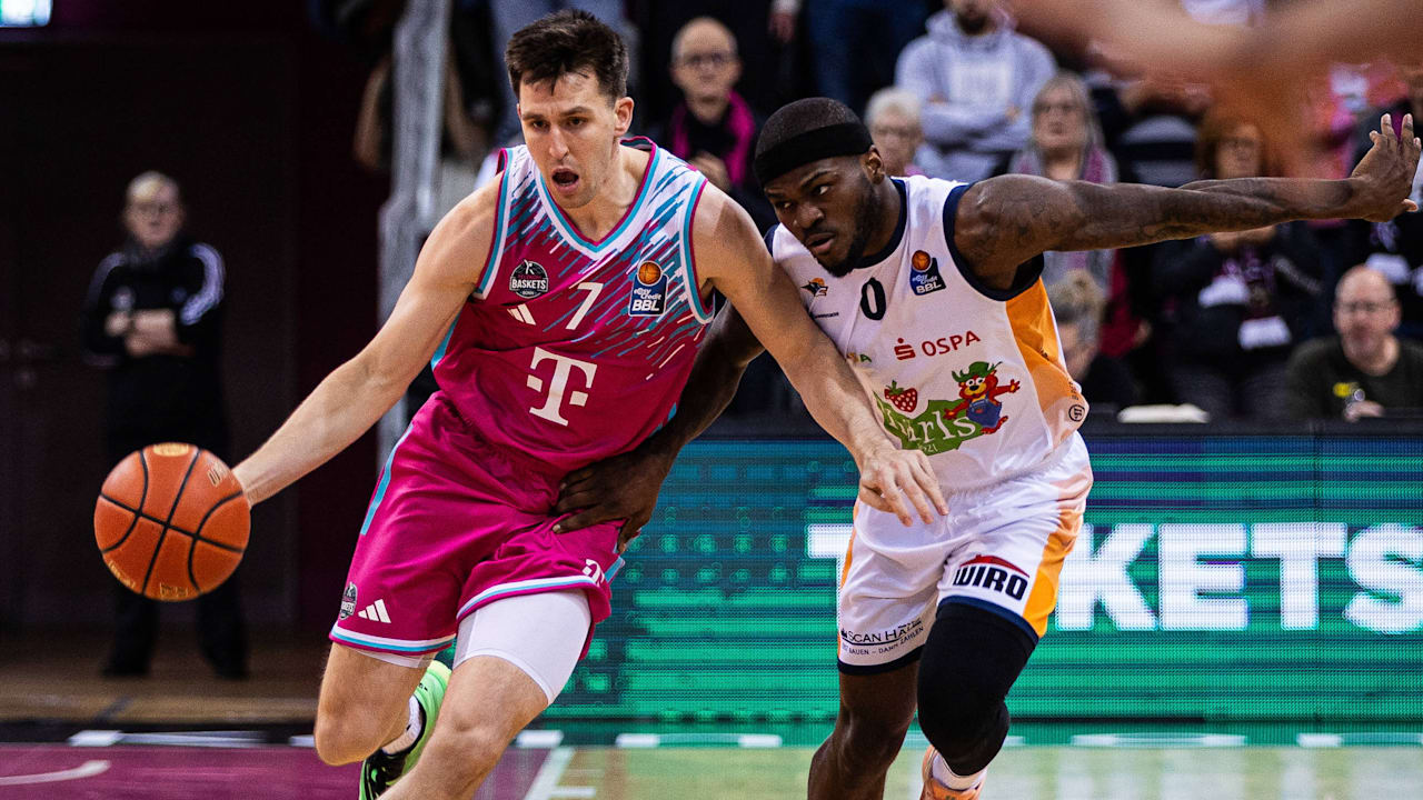 Basketball: Heimpleite gegen Rostock - Geburtstagsklatsche für Bonn Trainer | Sportmix