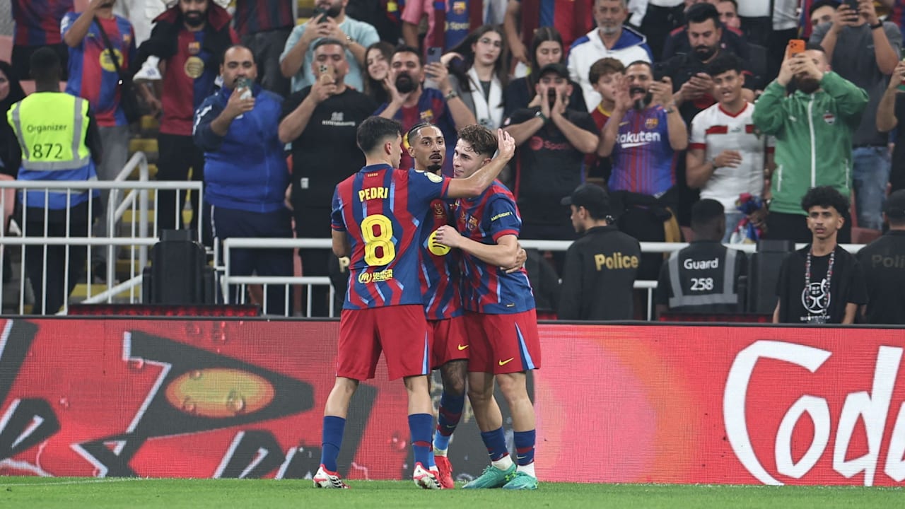 Tor-Party!: Barça ballert sich ins Supercup-Finale | Sport