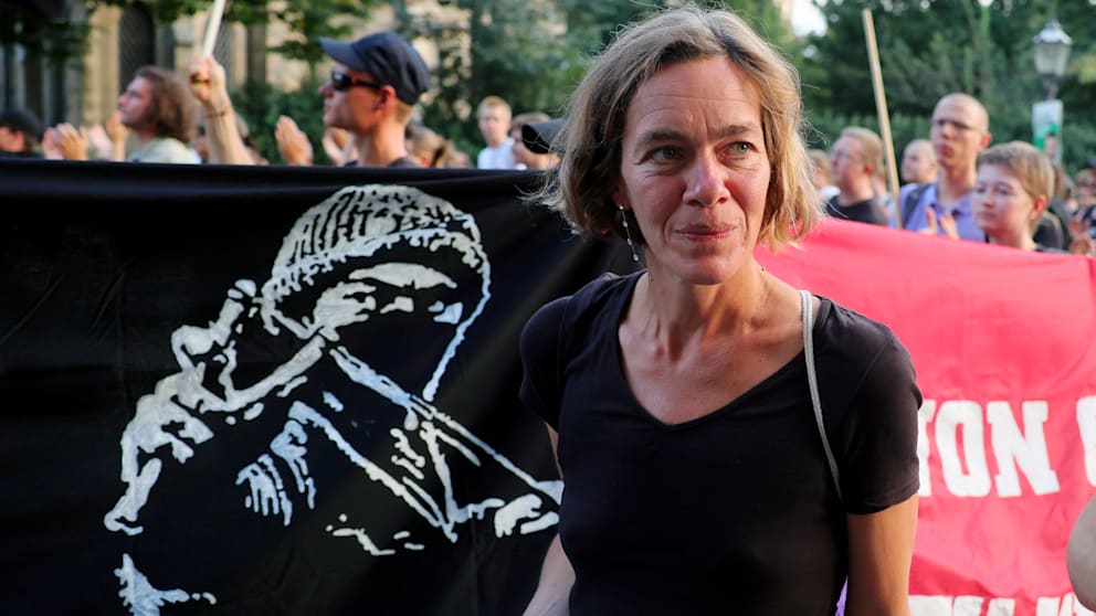 Juliane Nagel gilt in Leipzig als linke Ikone und gut vernetzt in die autonome Szene. Jetzt wurde sie zur Zielscheibe von linksextremen Antisemiten, die am 17. Januar gegen die Politikerin demonstrieren wollen