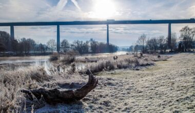 Tausende Pendler auf A52 betroffen: Ruhrtalbrücke wegen Schäden ab sofort gesperrt | Regional