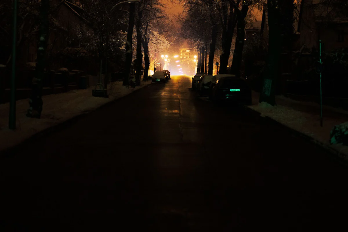 Notfall - Wasserrohrbruch während Stromausfall in Berlin-Zehlendorf - Panorama