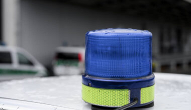 Mannheim: Mit knapp 2 Promille und ohne Führerschein Unfall gebaut - Polizeiberichte aus Rhein-Neckar-Odenwald