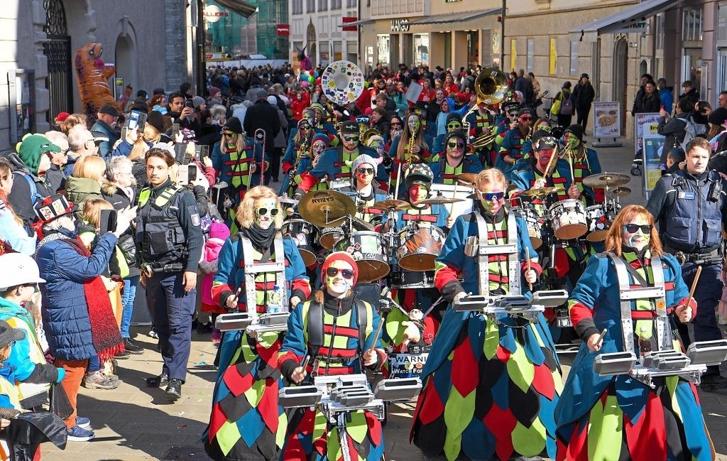 Faschingsumzug durch Innenstadt