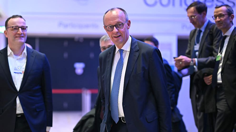 Kurzbesuch: Bundeskanzler Friedrich Merz (70) hielt am Donnerstag seine Rede, brach danach direkt nach Brüssel auf